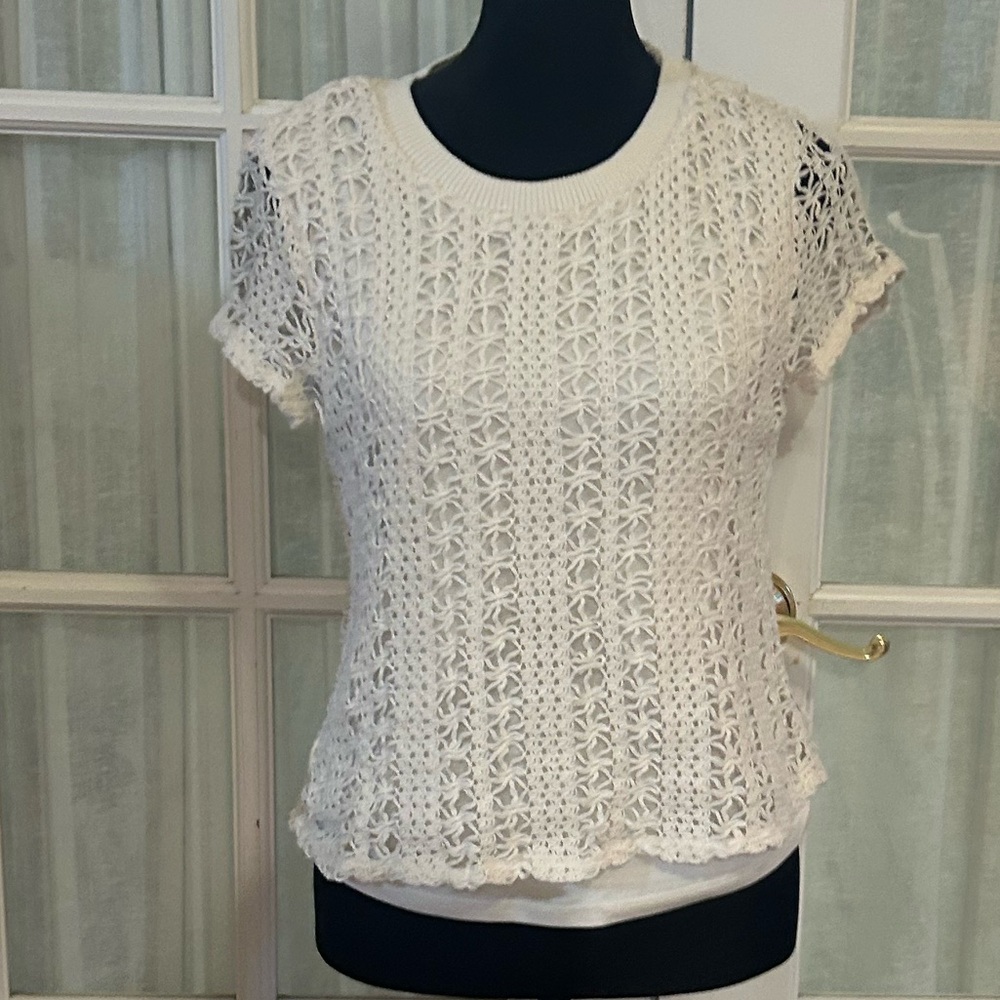 Cable & Gauge White Crochet Short-Sleeve Knit Top
